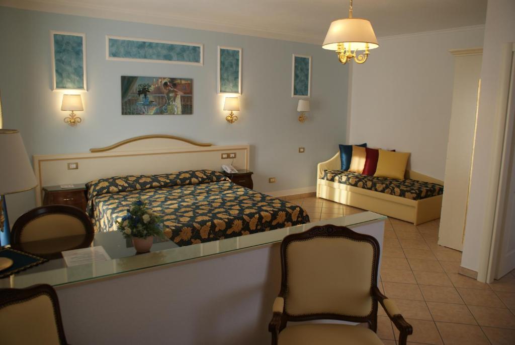 Hotel Ristorante Borgo La Tana