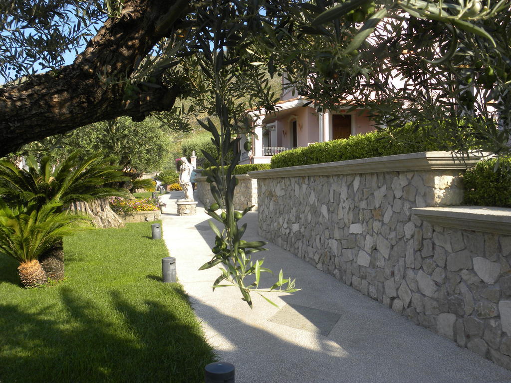 Ristorante Borgo La Tana Hotel 3*